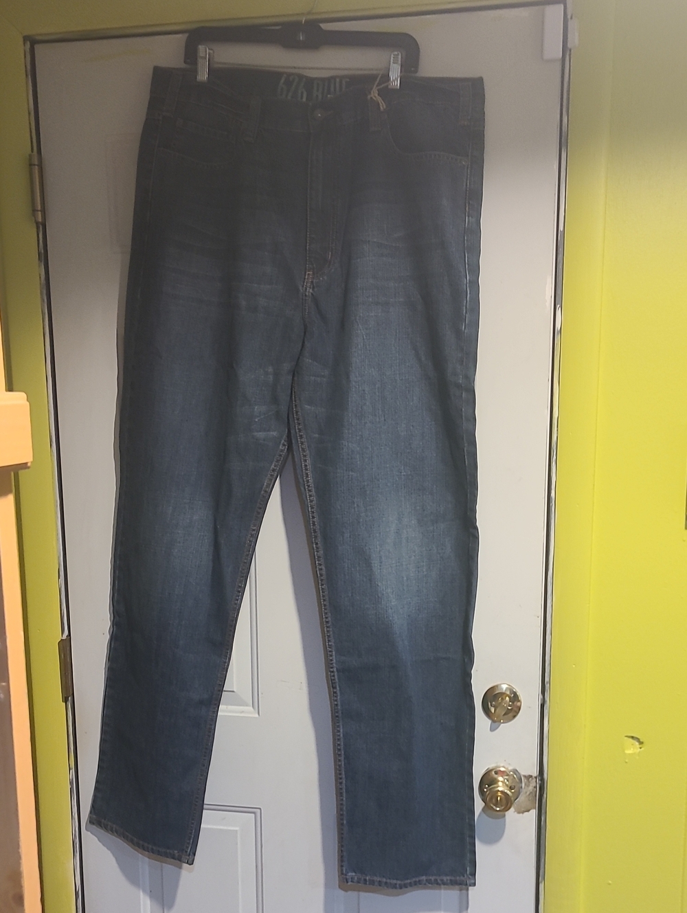 Men's Straight-Leg Jeans in Dark Blue